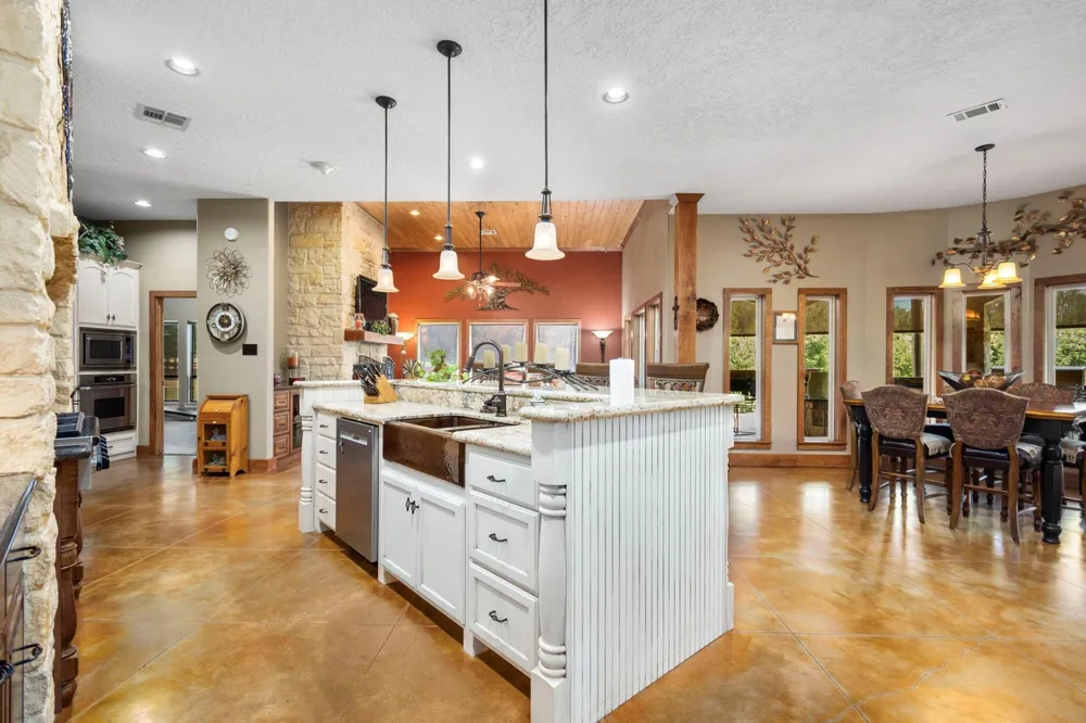 4161 Fm 2666 Road Shepherd, TX 77371