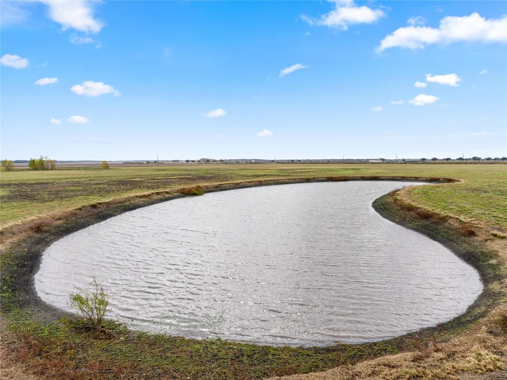 Shenley Road Guy, TX 77444