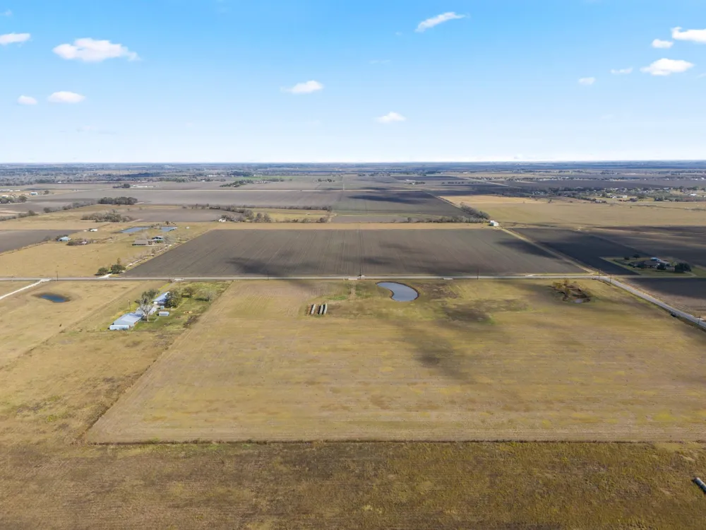 Shenley Road Guy, TX 77444