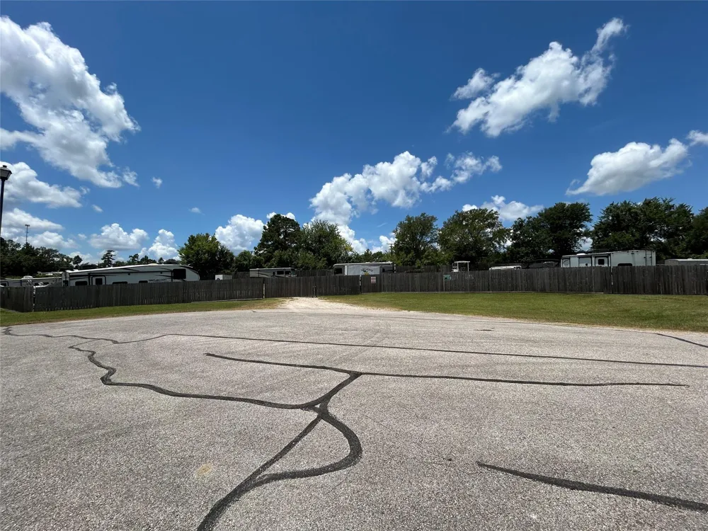 1678 Opal Trail Willis, TX 77378