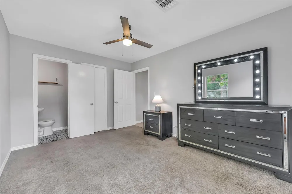 822 Dutch Street Deer Park, TX 77536