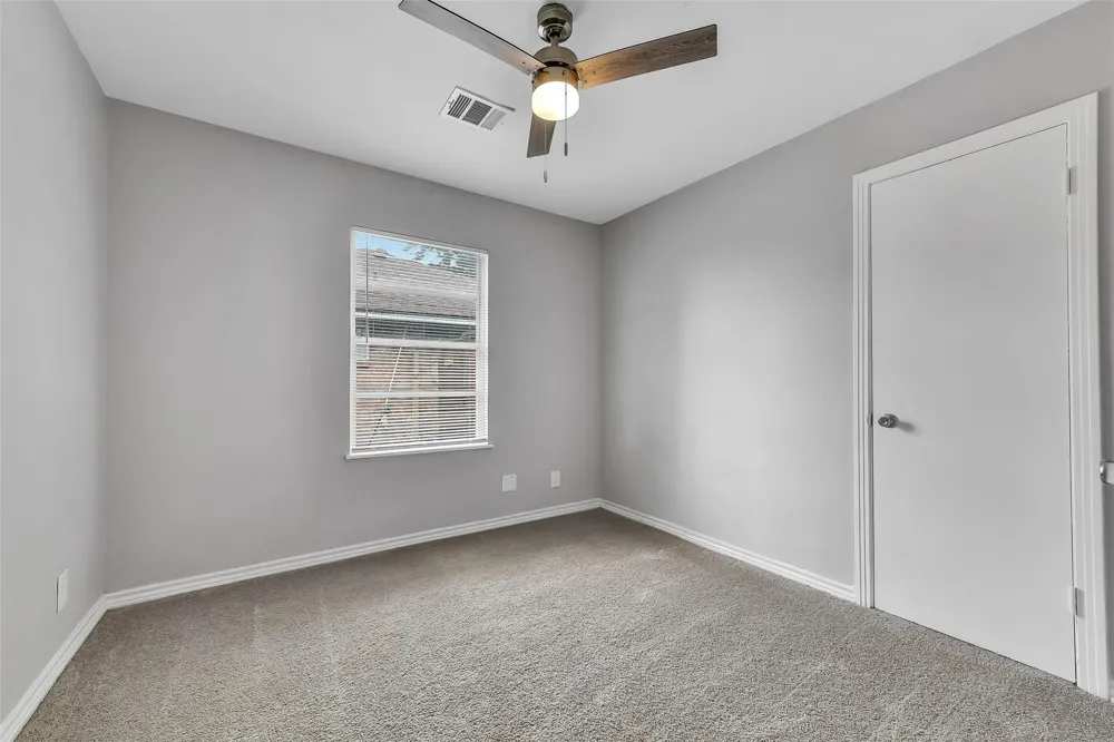 822 Dutch Street Deer Park, TX 77536