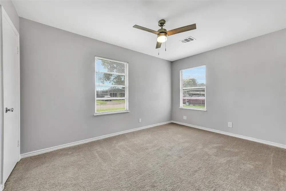 822 Dutch Street Deer Park, TX 77536