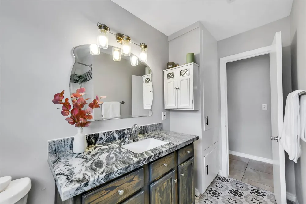 822 Dutch Street Deer Park, TX 77536