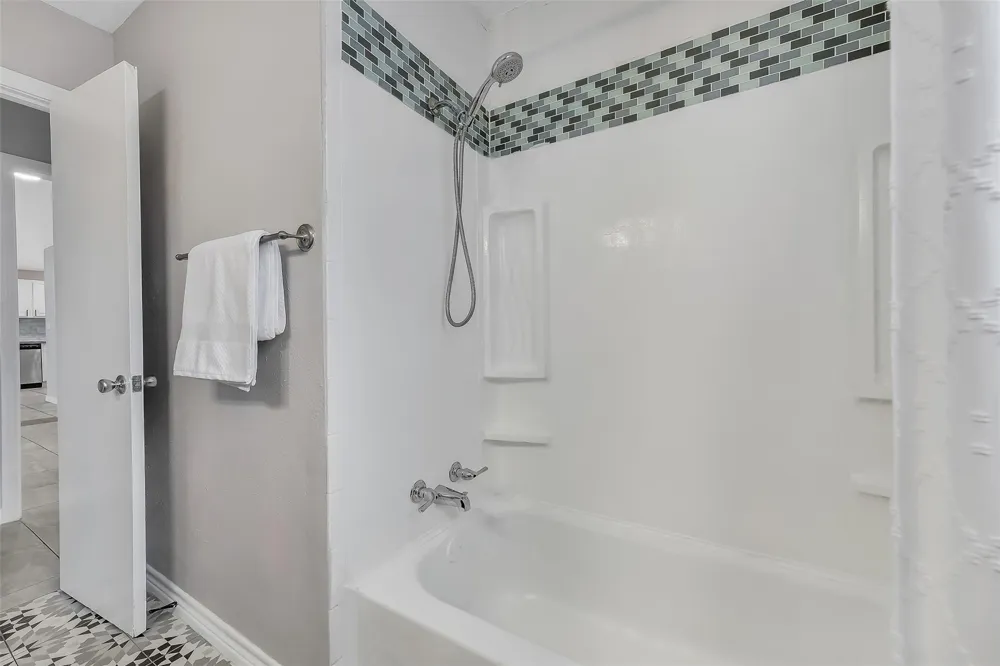 822 Dutch Street Deer Park, TX 77536