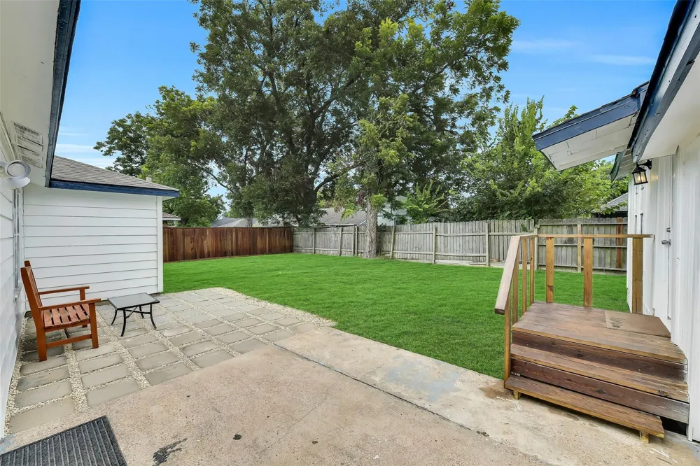 822 Dutch Street Deer Park, TX 77536