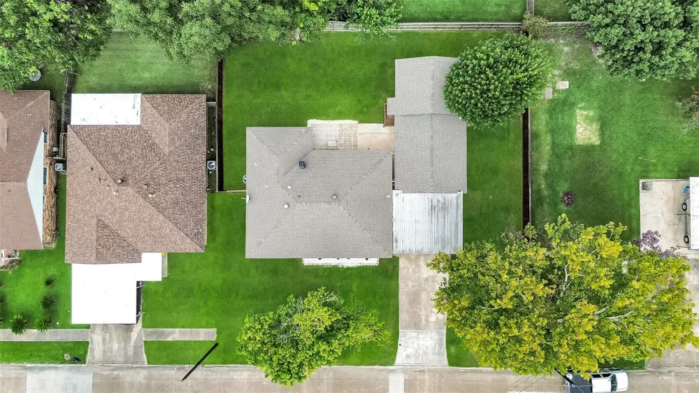 822 Dutch Street Deer Park, TX 77536