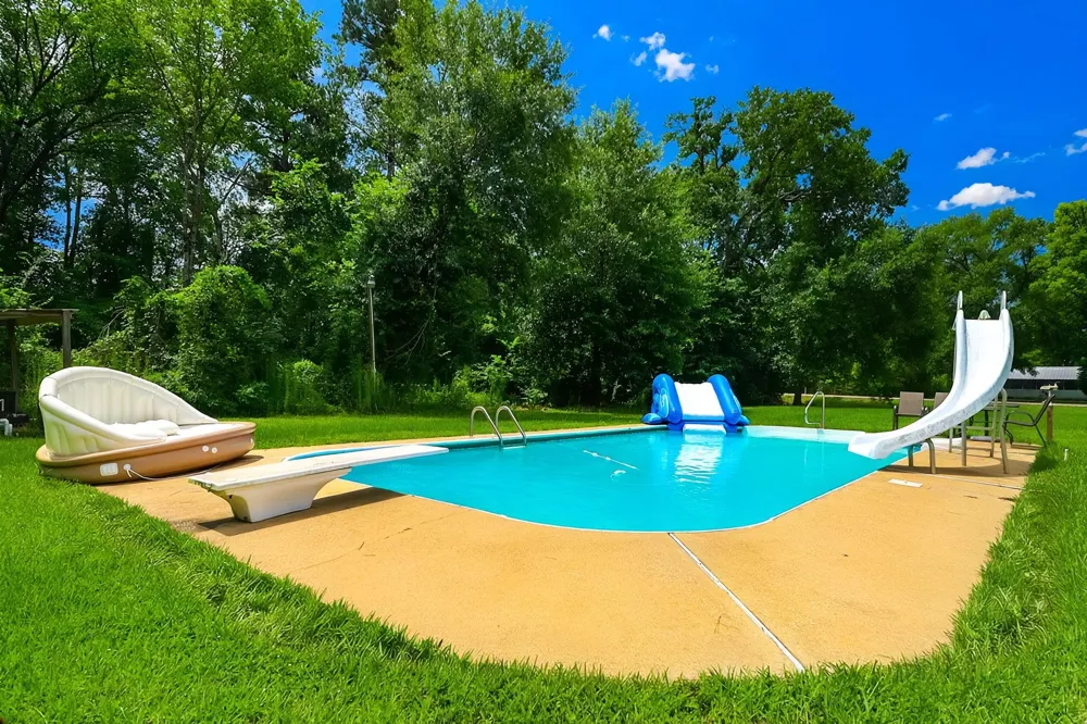 2593 Fm 357 Kennard, TX 75847