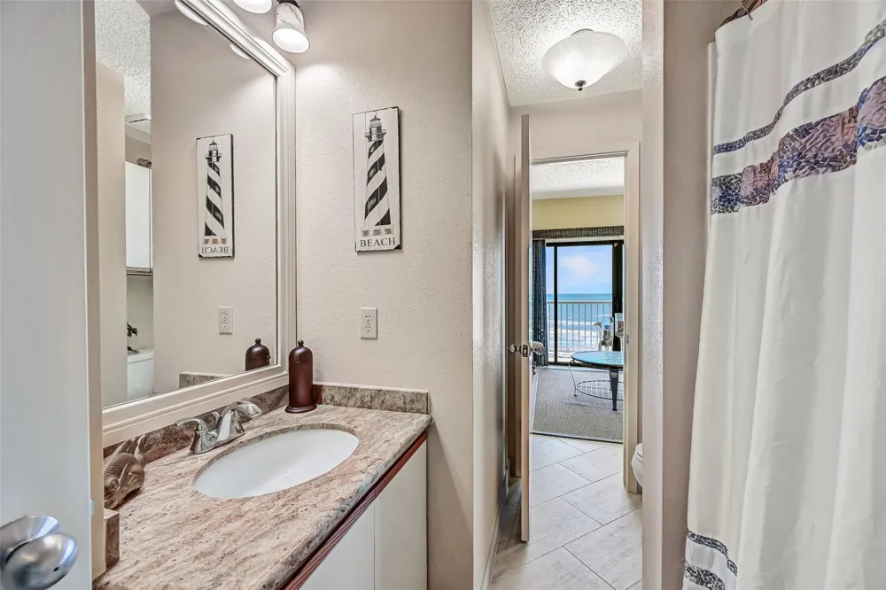 7700 Seawall Boulevard #402 Galveston, TX 77551