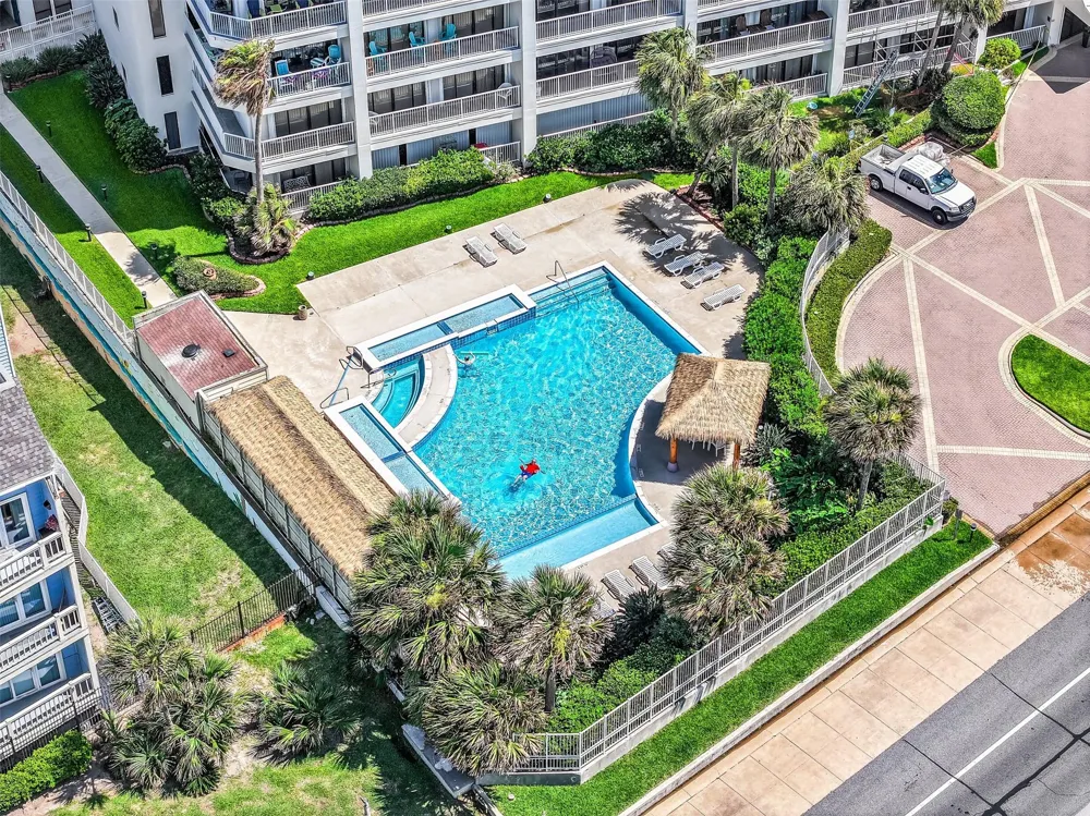 7700 Seawall Boulevard #402 Galveston, TX 77551