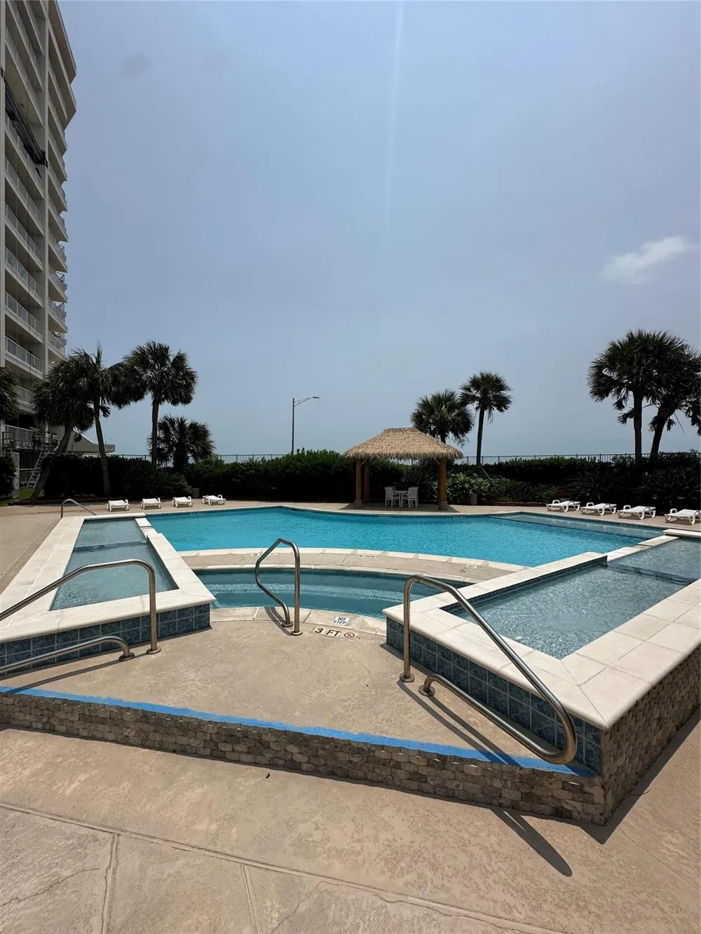 7700 Seawall Boulevard #402 Galveston, TX 77551