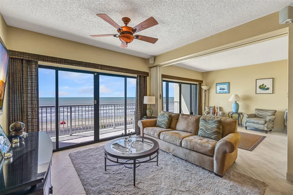 7700 Seawall Boulevard #402 Galveston, TX 77551