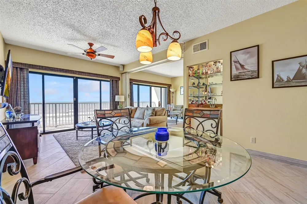 7700 Seawall Boulevard #402 Galveston, TX 77551