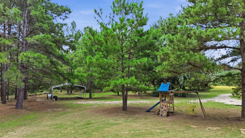 8651 Pr 1230 Centerville, TX 75833
