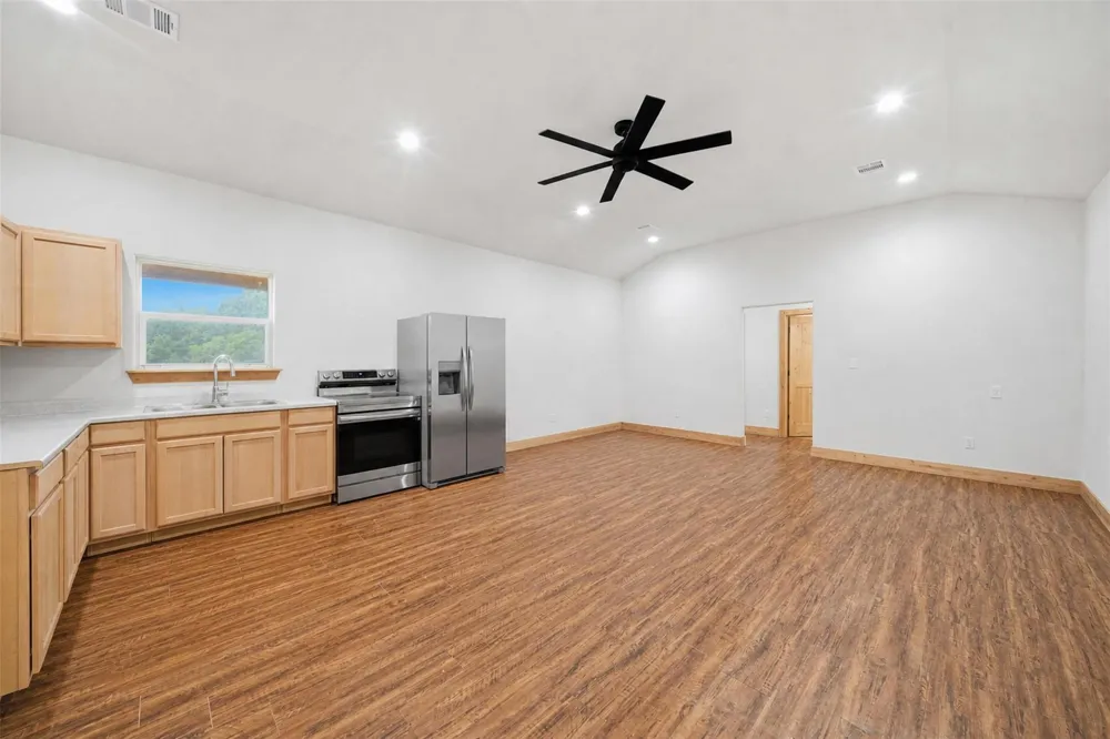 8651 Pr 1230 Centerville, TX 75833