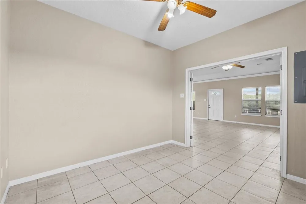7803 Fm 2004 Hitchcock, TX 77563
