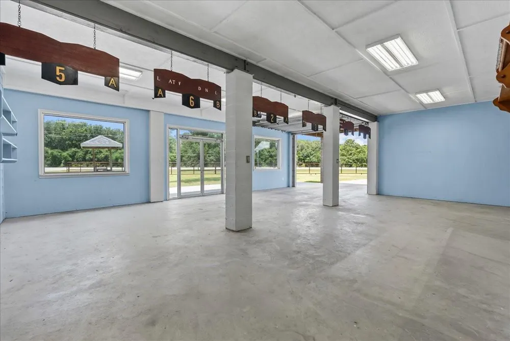 7803 Fm 2004 Hitchcock, TX 77563