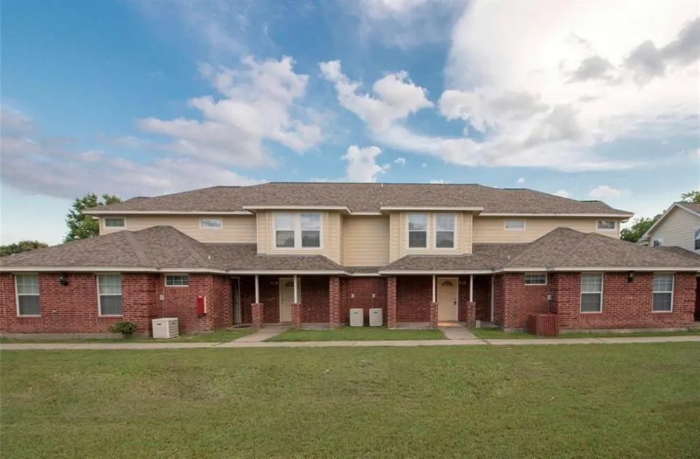 1209 Lovett Street #1209 Tomball, TX 77375