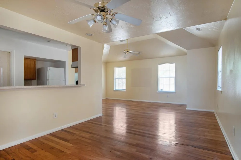1209 Lovett Street #1209 Tomball, TX 77375
