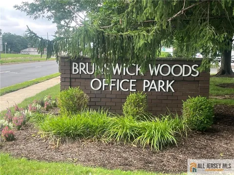 7 Brunswick Woods Drive