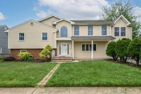 3 Charles Court