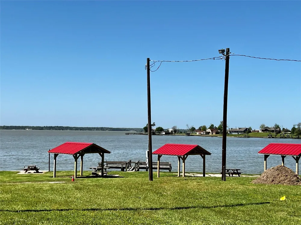 171 Brahman Onalaska, TX 77360