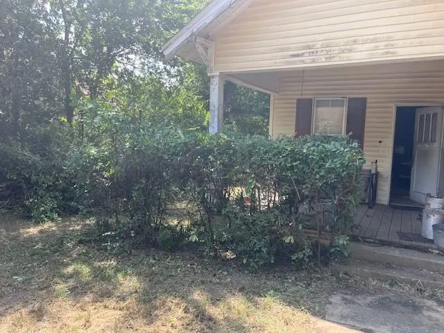 505 W Sixth Street Brenham, TX 77833