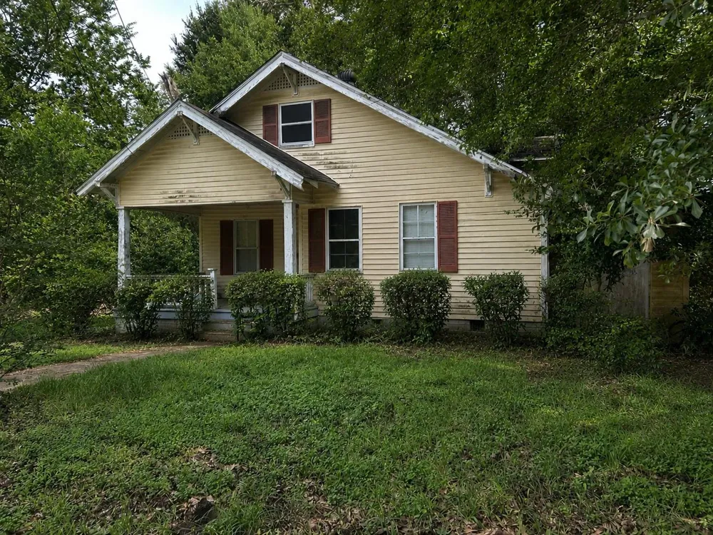 505 W Sixth Street Brenham, TX 77833