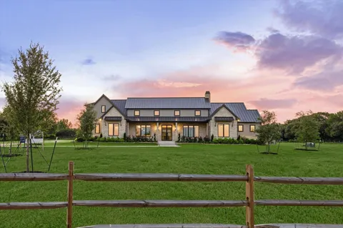 133 Drake Lane