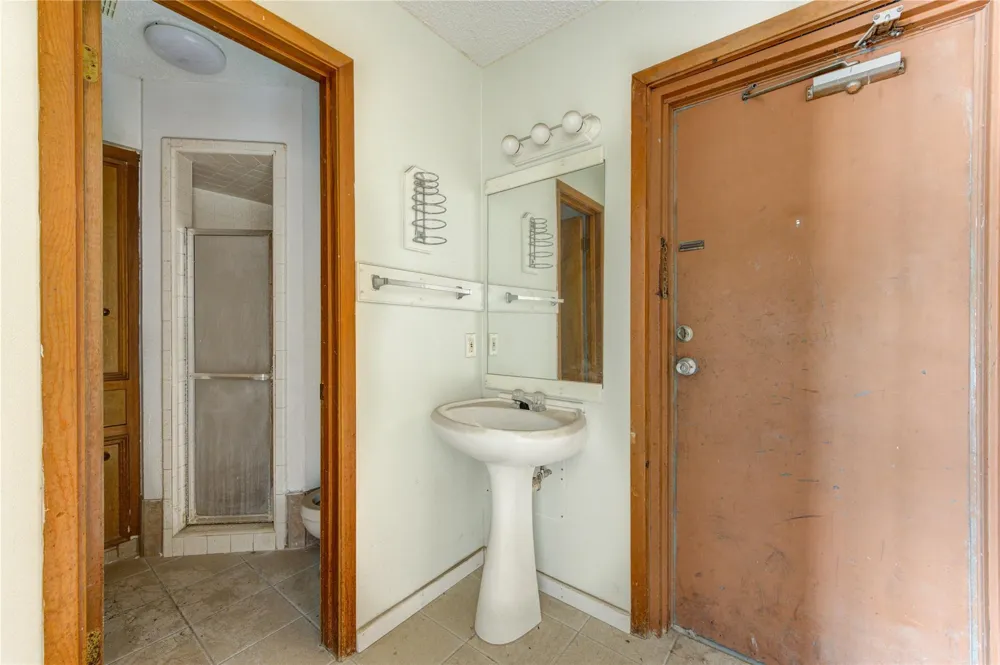 4602 Avenue H Rosenberg, TX 77471