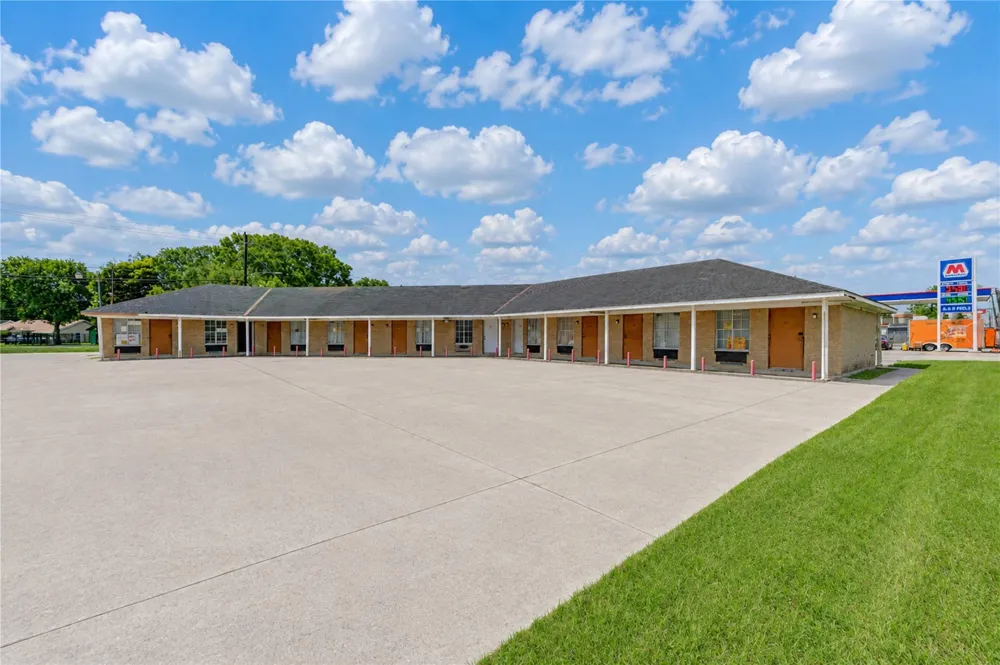 4602 Avenue H Rosenberg, TX 77471