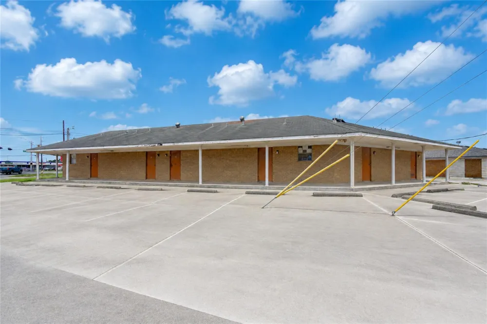 4602 Avenue H Rosenberg, TX 77471