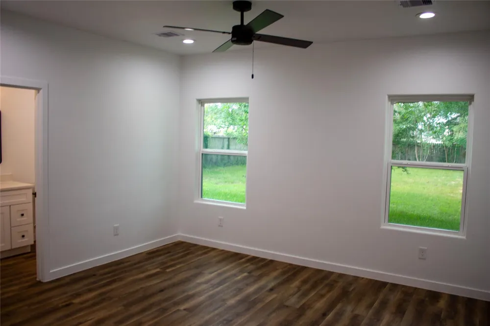 106 Runnels Street #B Willis, TX 77378