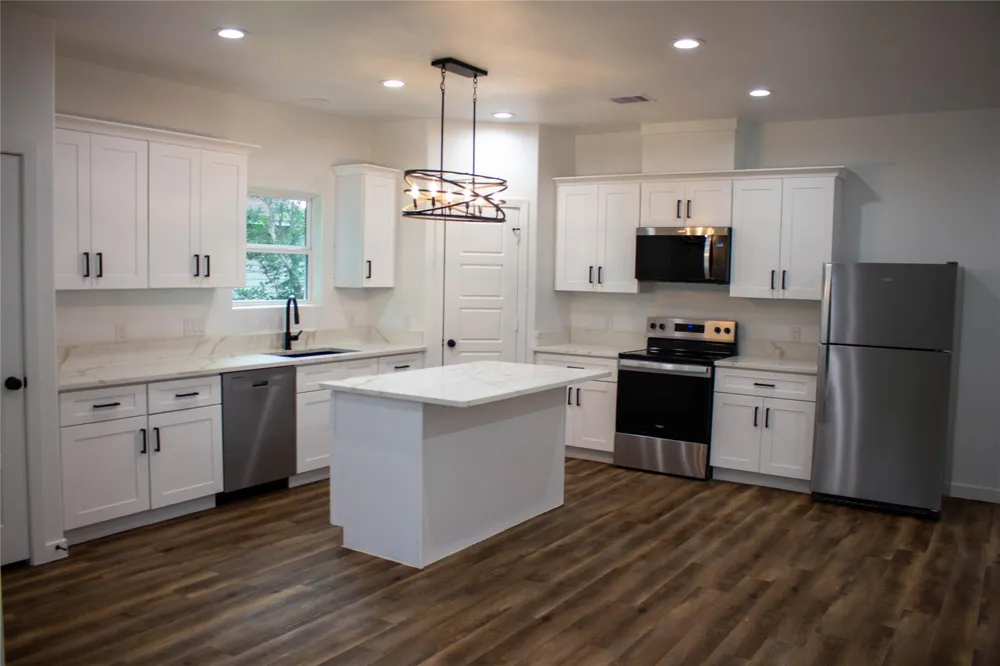 106 Runnels Street #B Willis, TX 77378