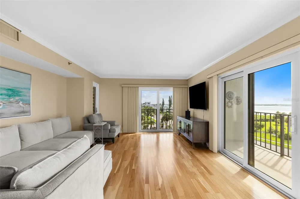 1480 GULF BOULEVARD #409 Clearwater Beach, FL 33767