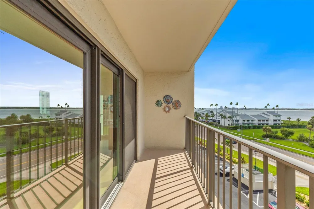 1480 GULF BOULEVARD #409 Clearwater Beach, FL 33767