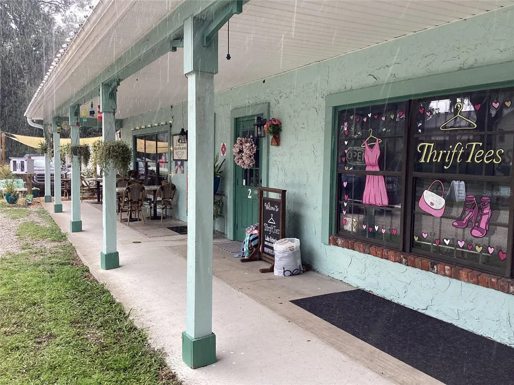 360 S LAKEVIEW DRIVE Lake Helen, FL 32744