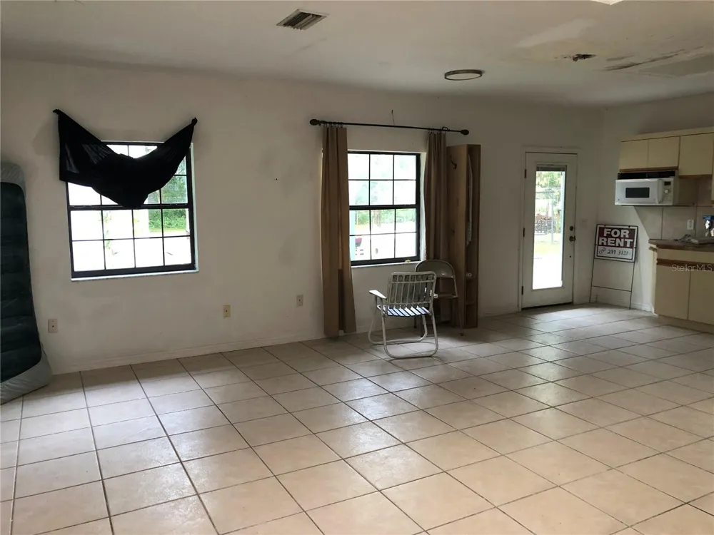 360 S LAKEVIEW DRIVE Lake Helen, FL 32744