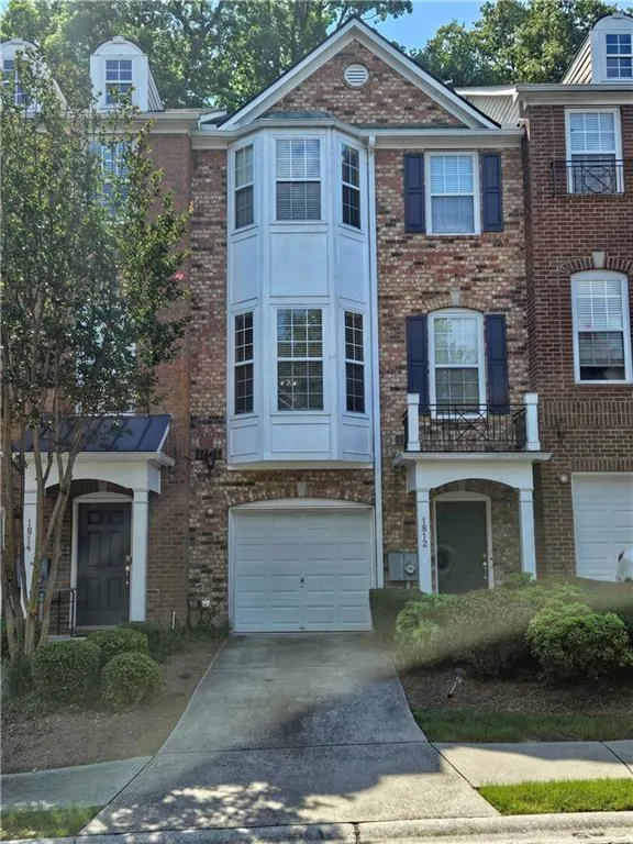 1812 Dunrobin Drive SE #35 Smyrna, GA 30082