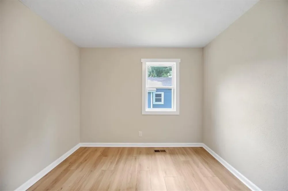 242 Jackson Street Barnesville, GA 30204