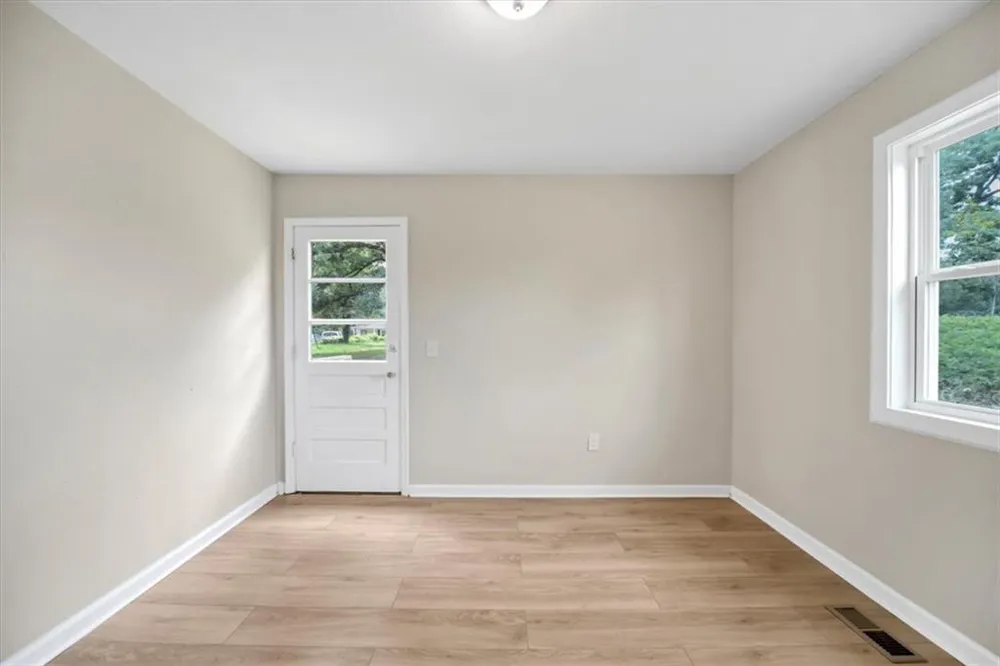 242 Jackson Street Barnesville, GA 30204