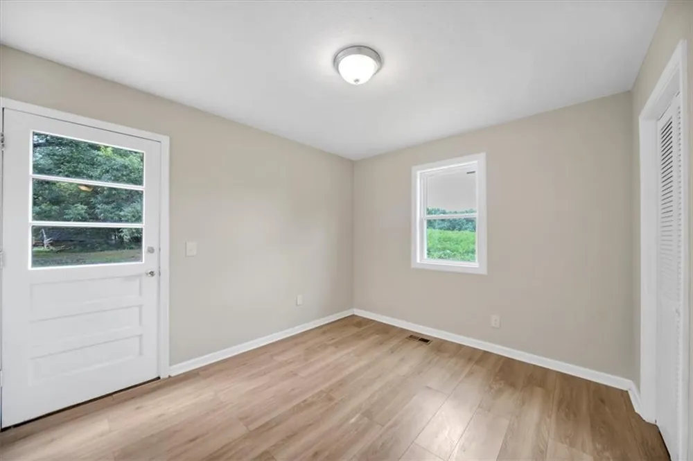 242 Jackson Street Barnesville, GA 30204