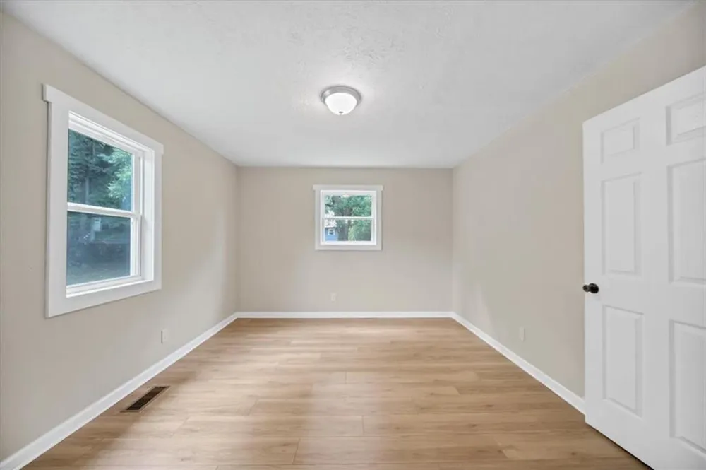 242 Jackson Street Barnesville, GA 30204