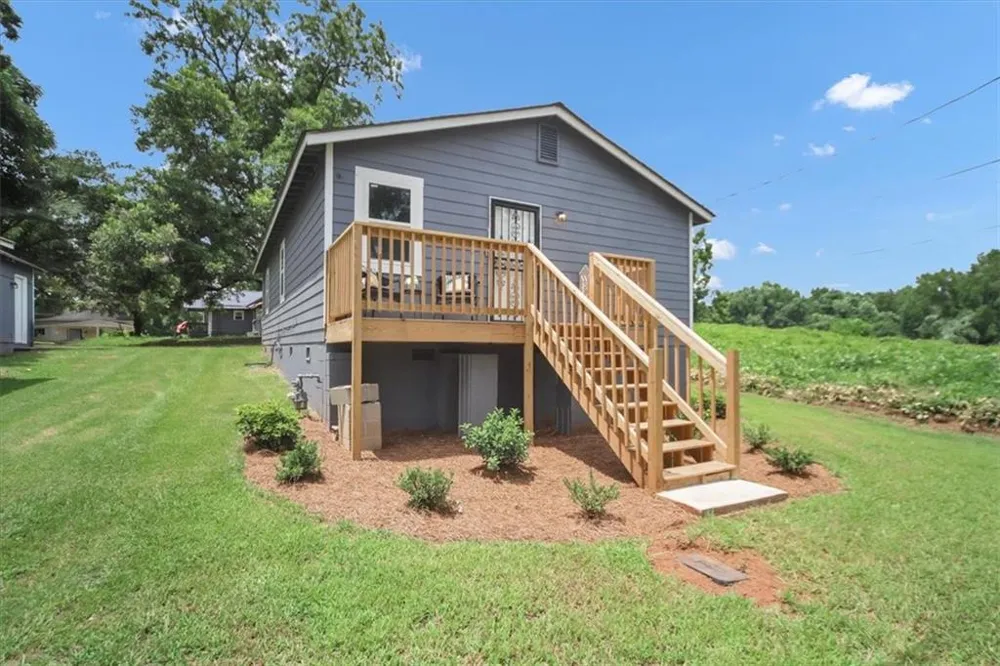242 Jackson Street Barnesville, GA 30204