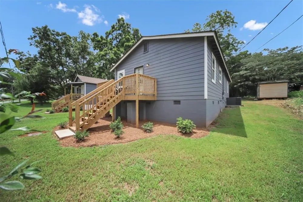 242 Jackson Street Barnesville, GA 30204