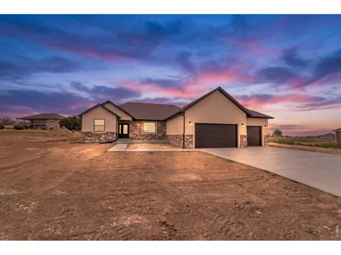 31 Lakeview Circle