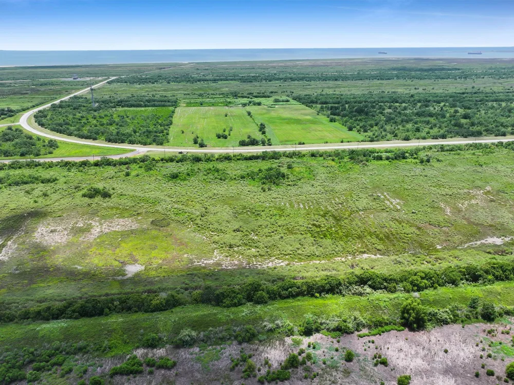 2961 Broadway Port Bolivar, TX 77650