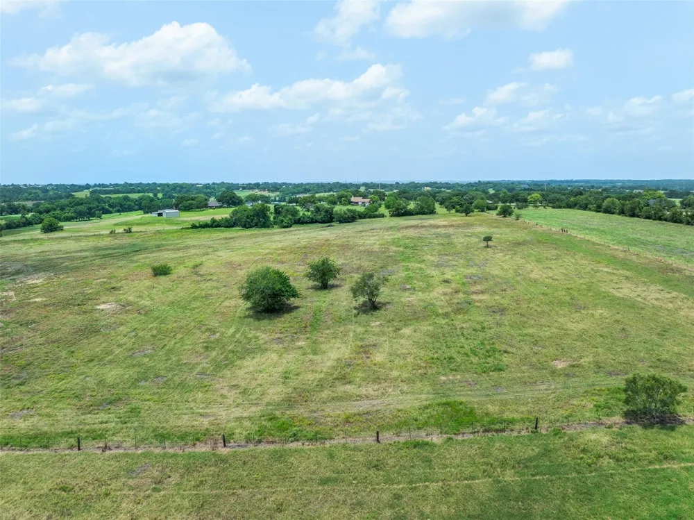 Mustang Rd Brenham, TX 77833