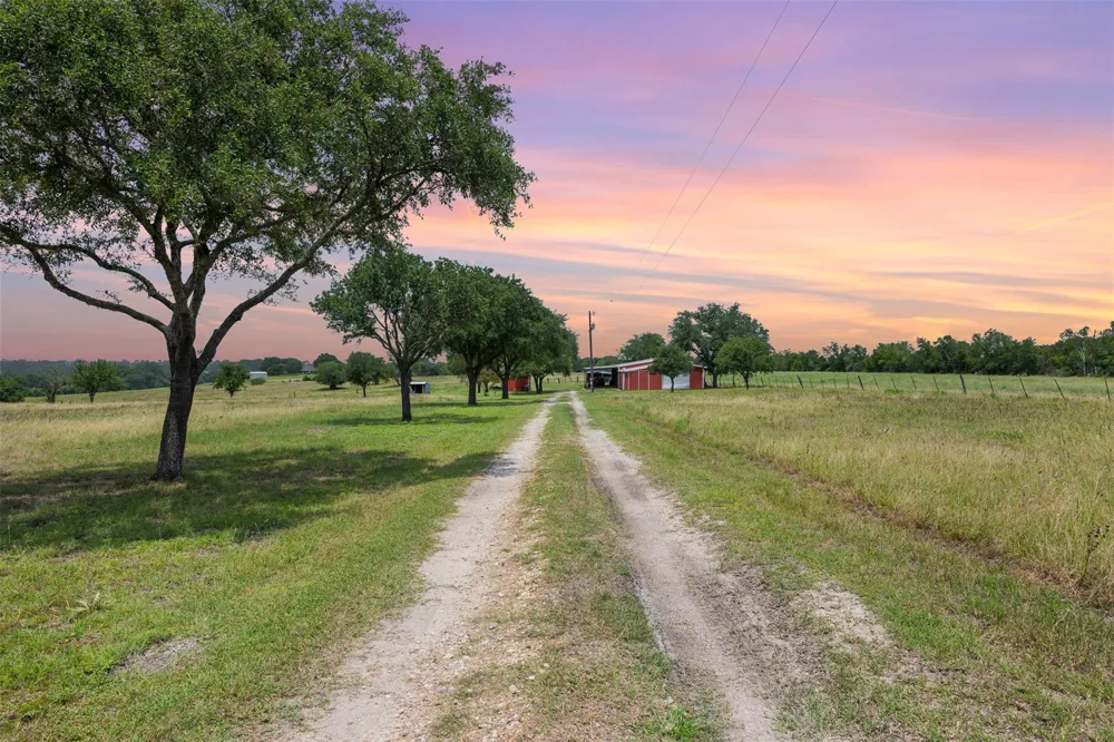 Mustang Rd Brenham, TX 77833