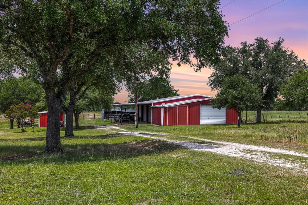 Mustang Rd Brenham, TX 77833